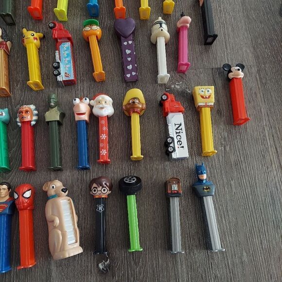 Lot of 43 Pez Candy Dispensers - Picture 5 of 5